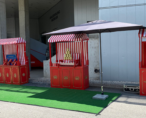 dosenwerfen-mieten-jahrmarktspiel-1 Dosenwurfstand mieten