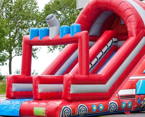 feuerwehrrutsche_hupfburg_4 Luftburg Feuerwehrrutsche mieten