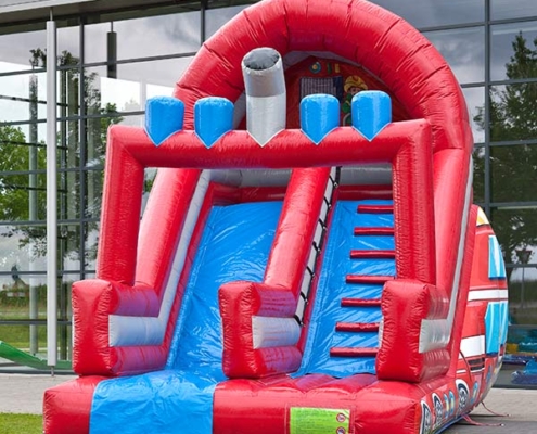 feuerwehrrutsche_hupfburg_5 Luftburg Feuerwehrrutsche mieten