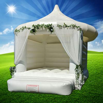 hupfburg-hochzeit-mieten-zirkusstoffl Hüpfburg Hochzeit mieten