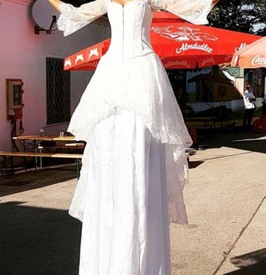 Stelzenkünstler buchen