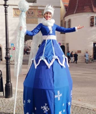 Stelzengeherin buchen